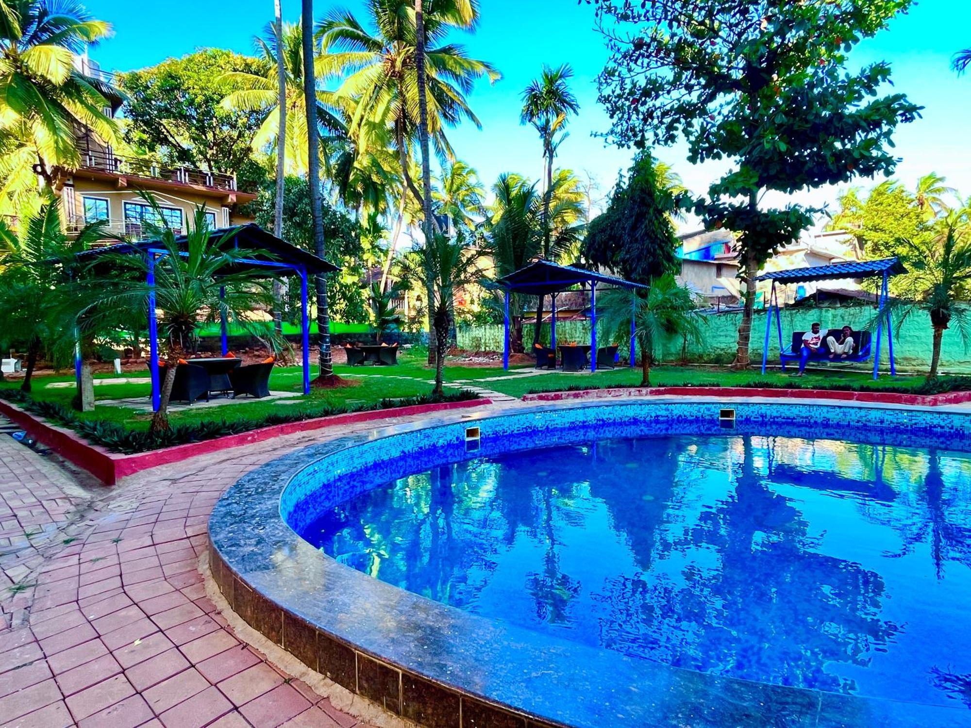 The Calagute Beach Resort By Shivam Resort 1 Km From Beach Кандолим Екстериор снимка