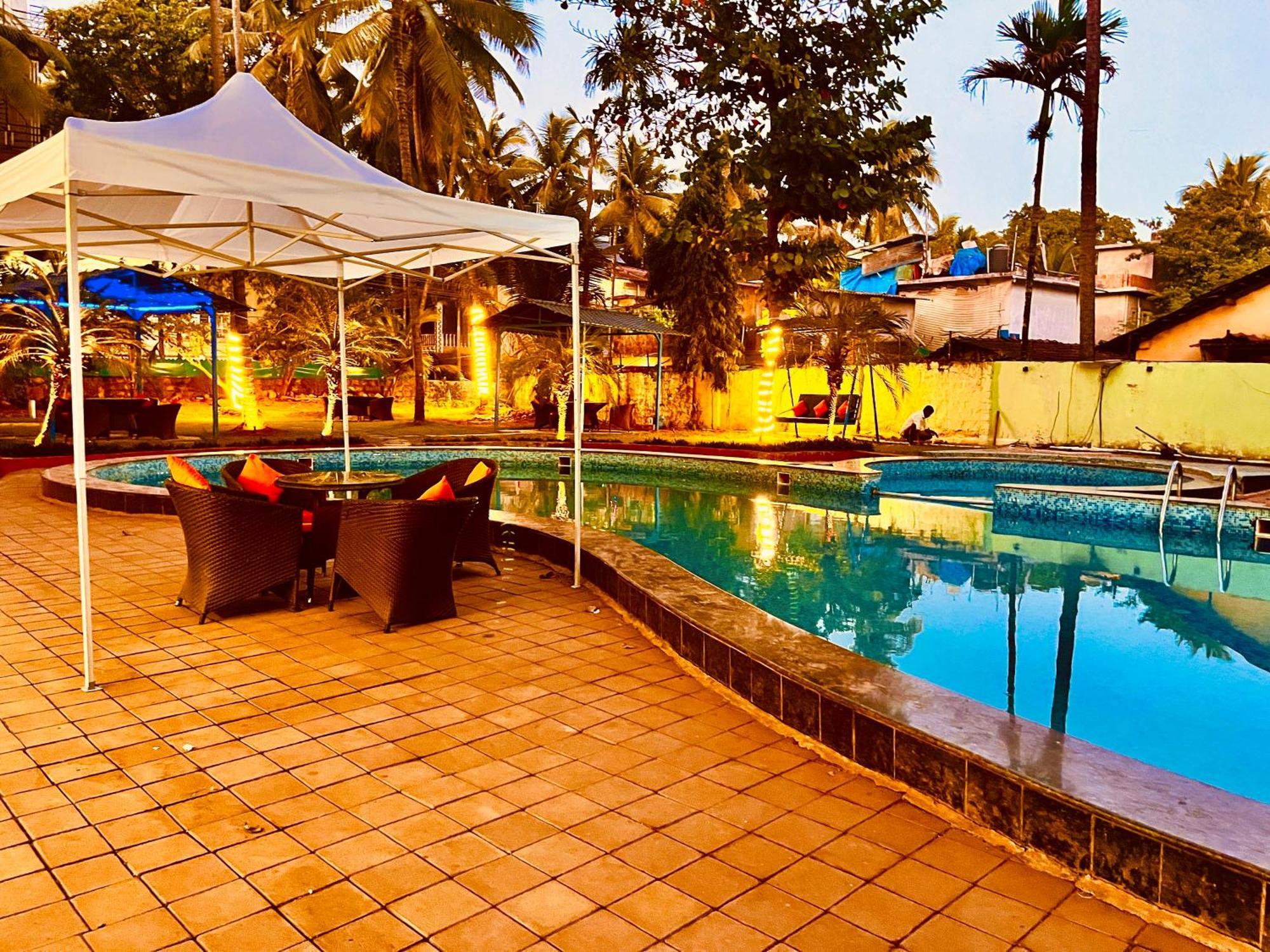 The Calagute Beach Resort By Shivam Resort 1 Km From Beach Кандолим Екстериор снимка