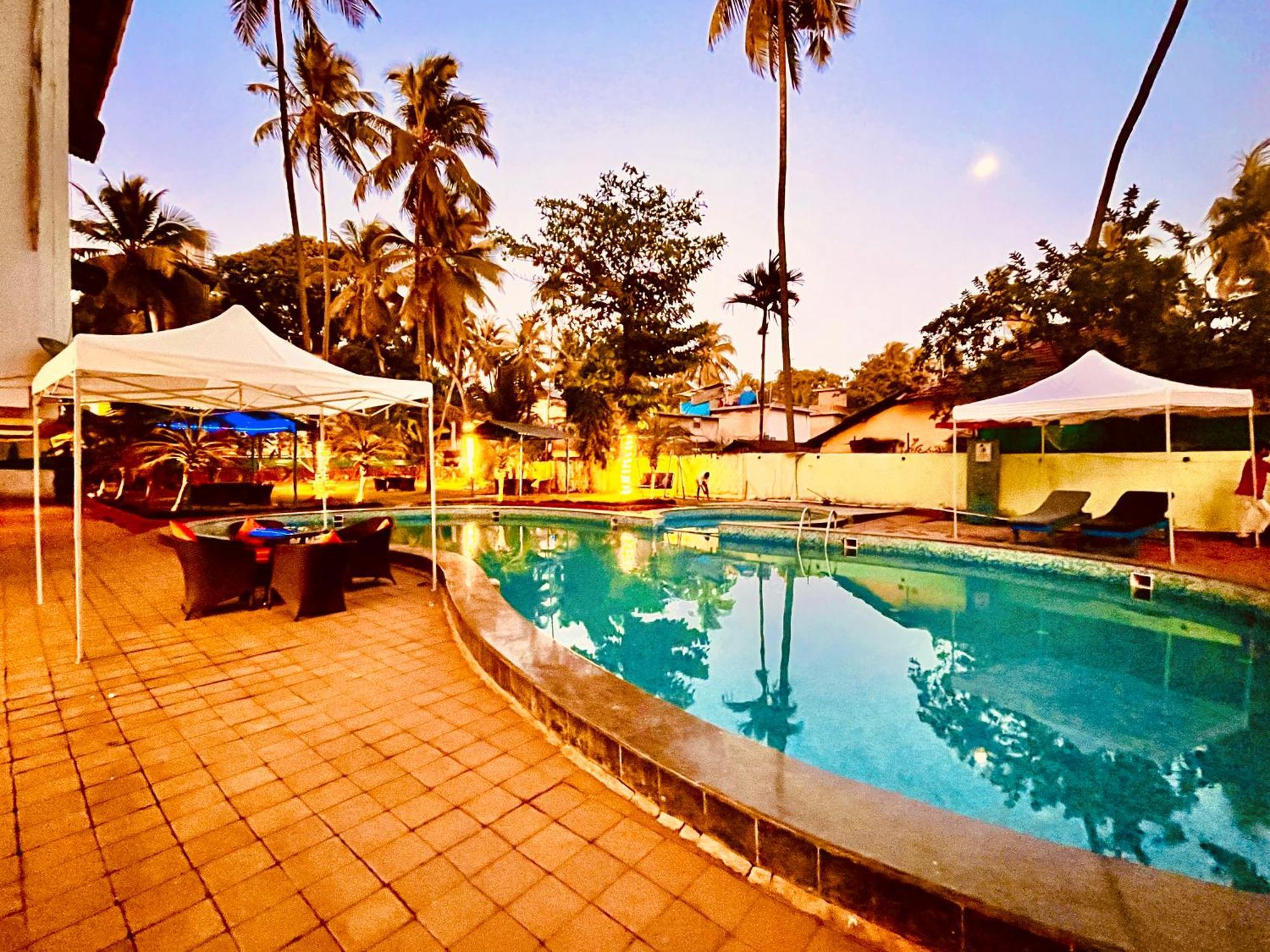 The Calagute Beach Resort By Shivam Resort 1 Km From Beach Кандолим Екстериор снимка